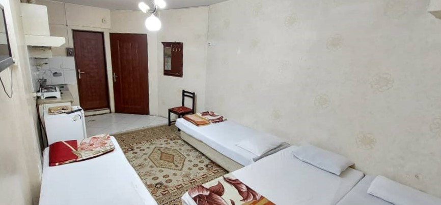 داخل سوئیت"102"