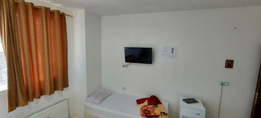 داخل سوئیت"402"