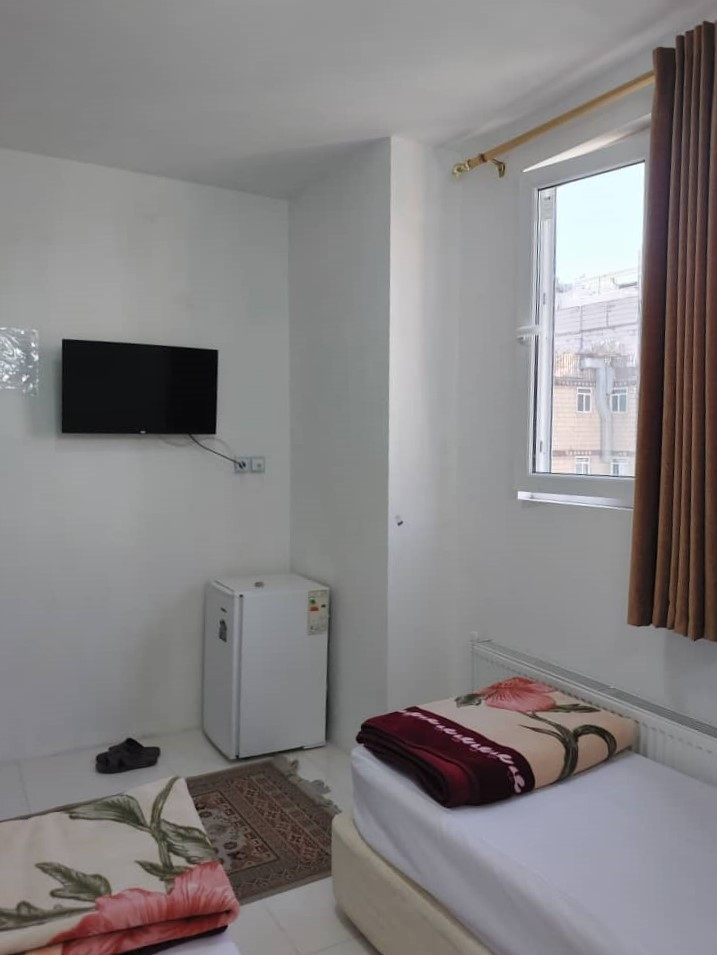 داخل سوئیت"405"