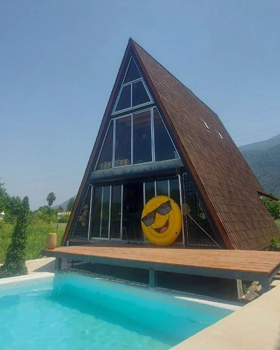 نمای بیرونی ساختمان