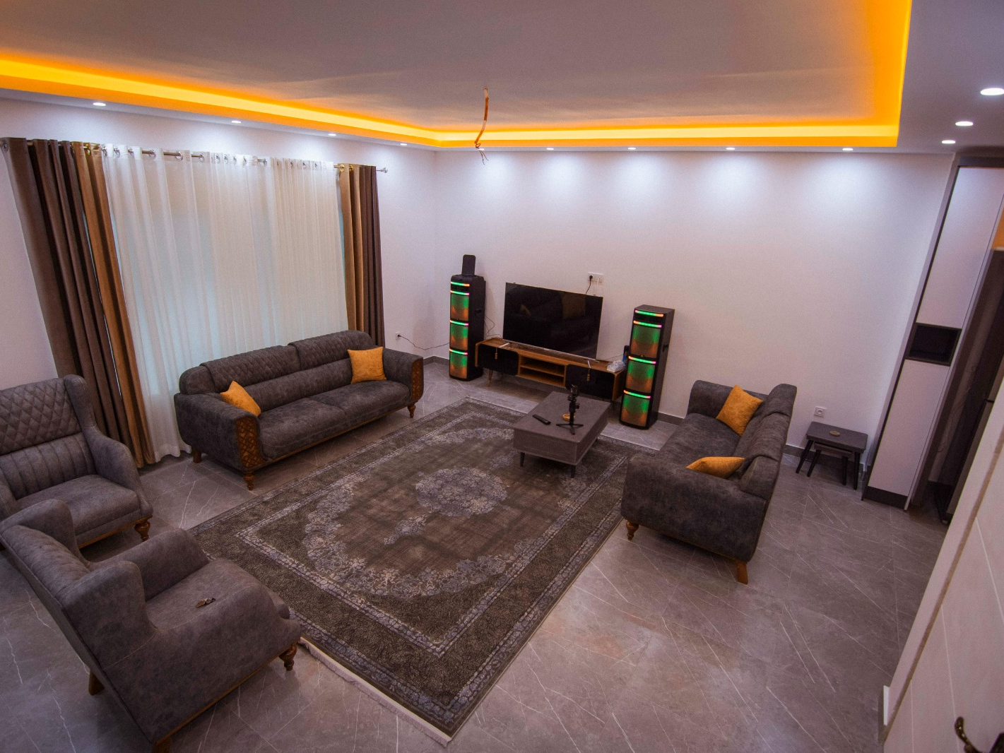 اتاق پذیرایی