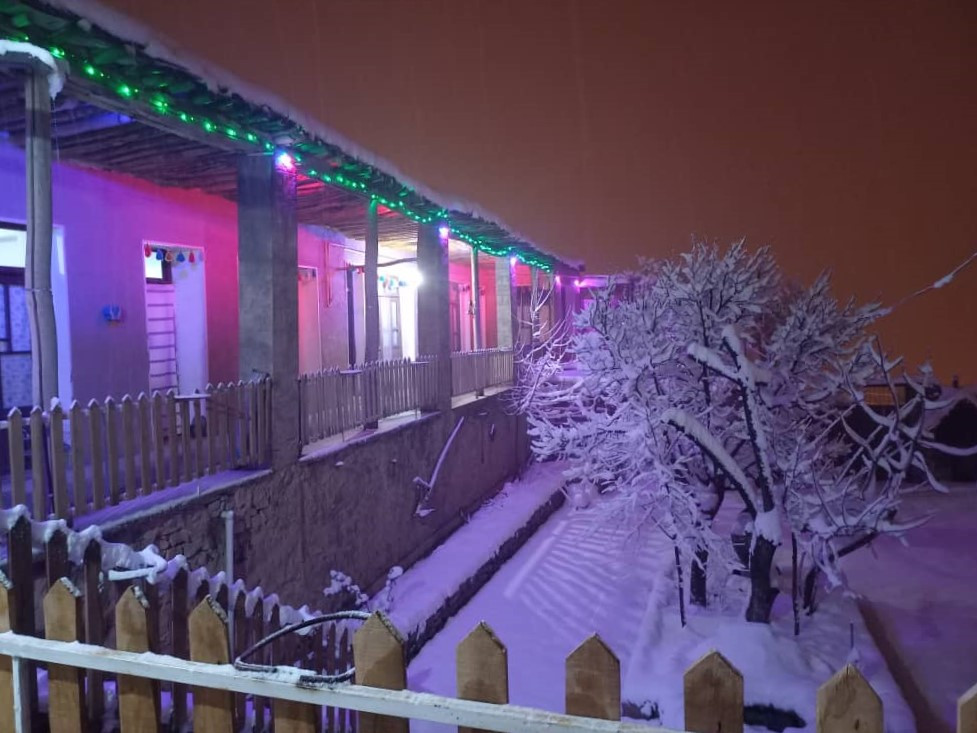 نمای برفی مجموعه