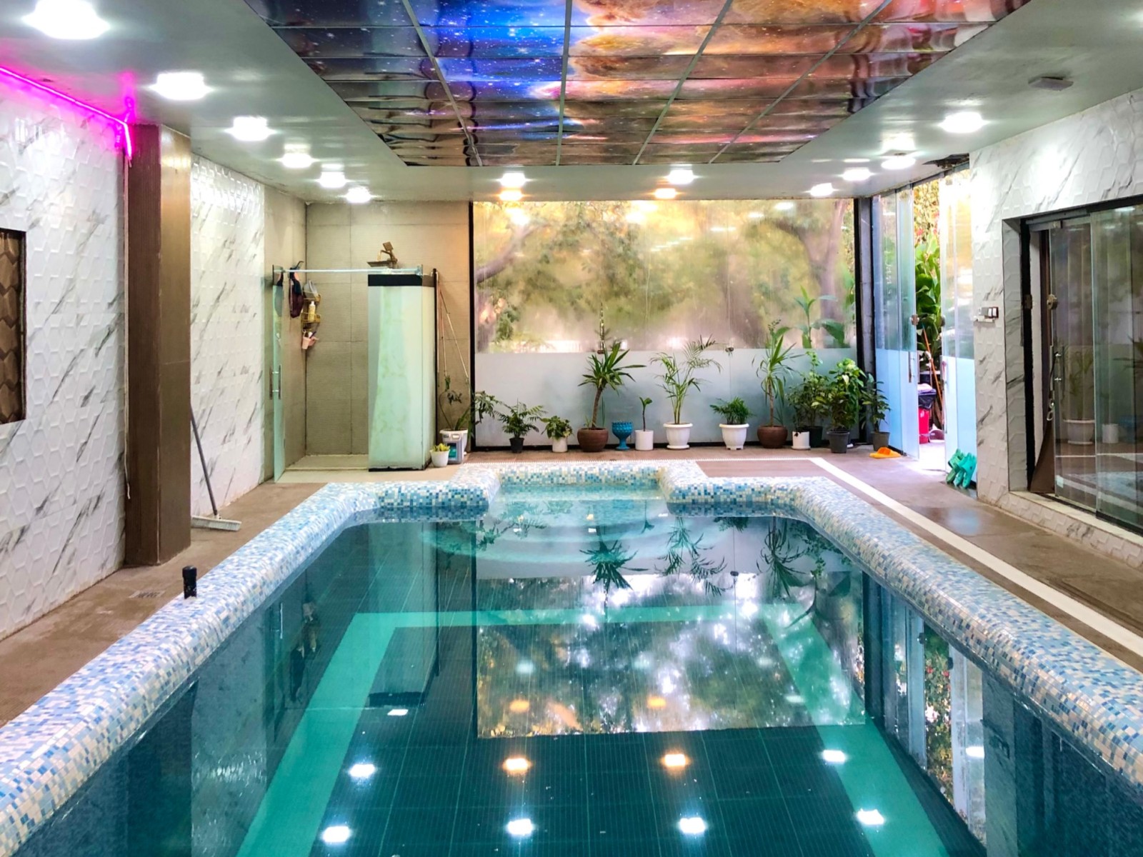 استخر استخر