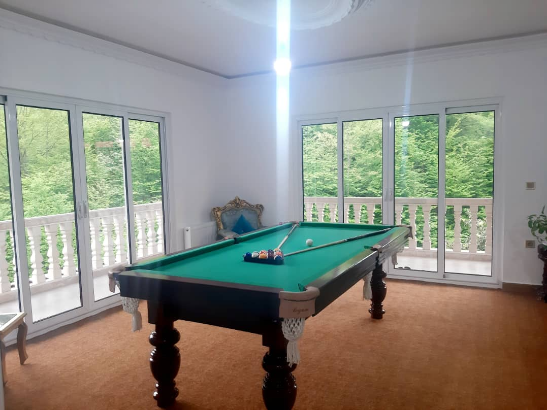 میز بیلیارد