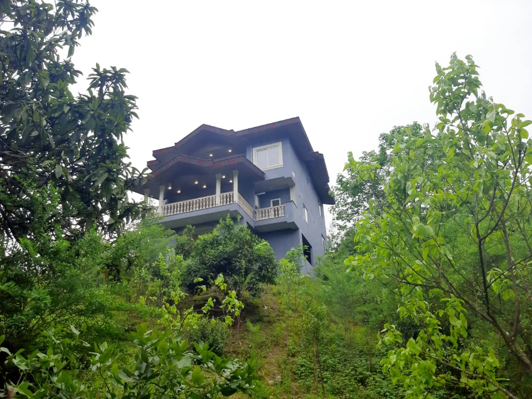 نمای بیرونی ساختمان