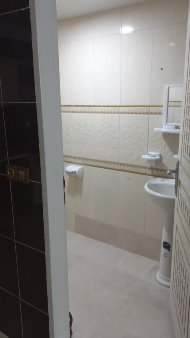 سرویس بهداشتی و حمام