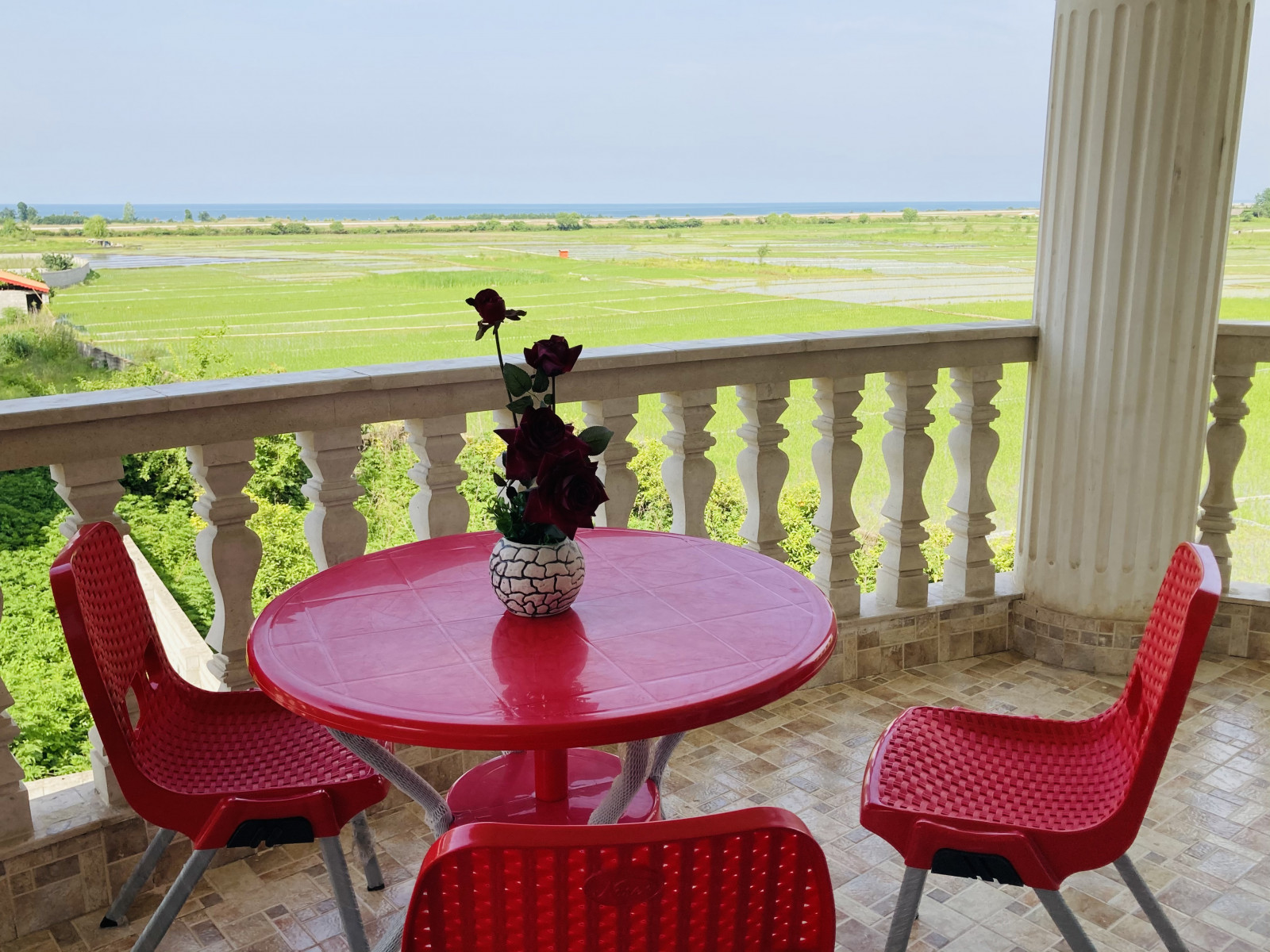 چشم انداز تراس چشم انداز تراس