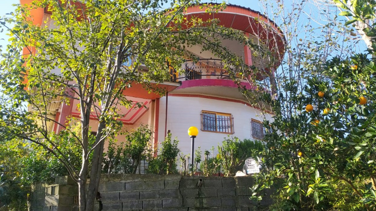 نمای بیرونی ساختمان