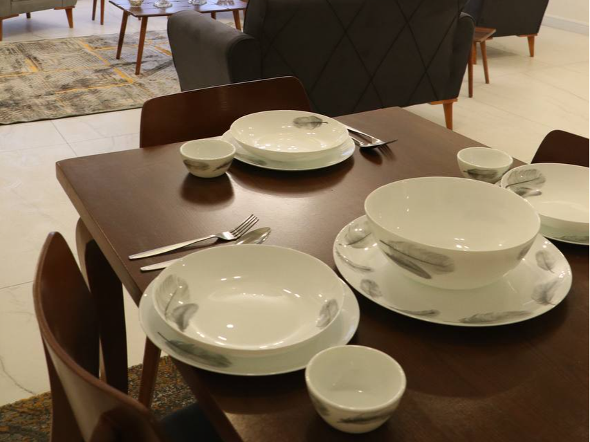 میز غذاخوری