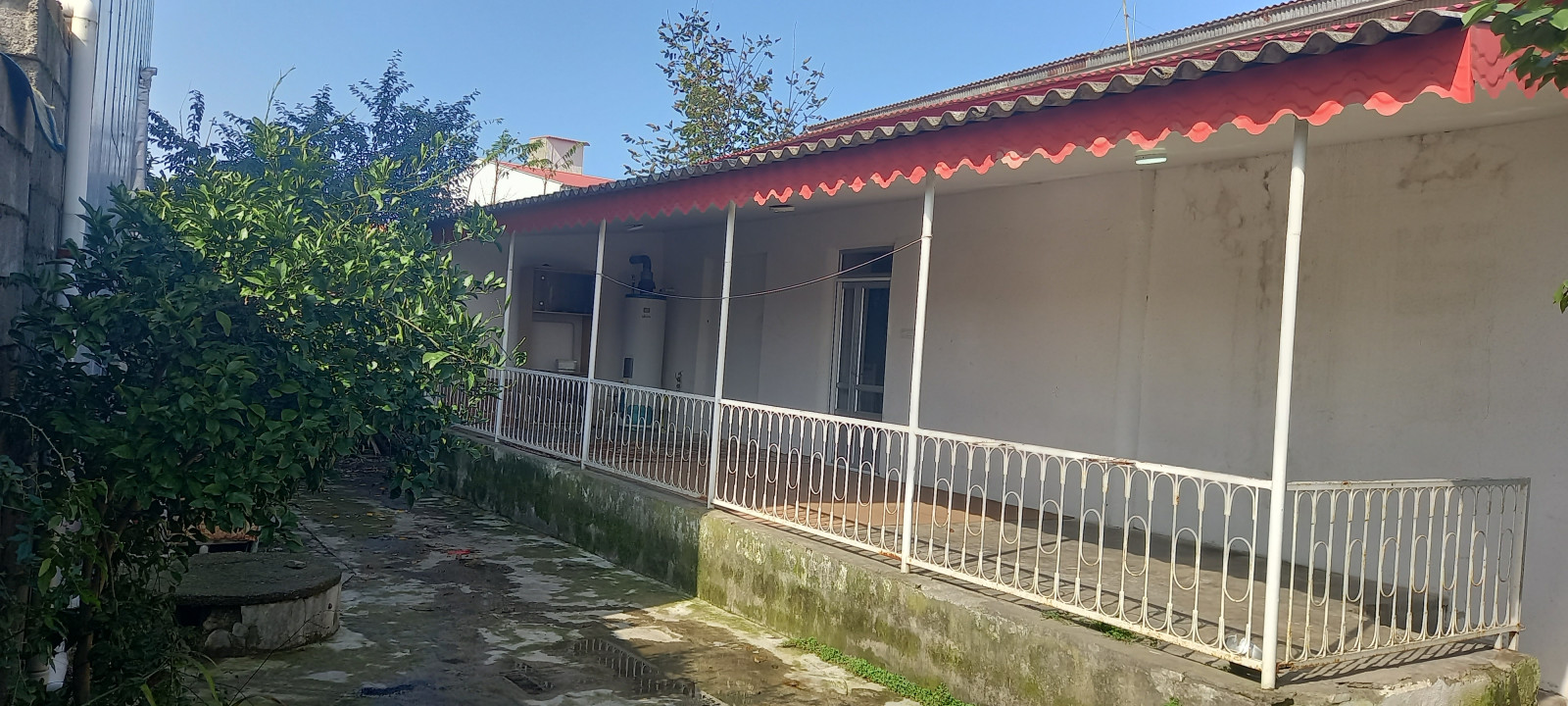 نمای ورودی ویلا