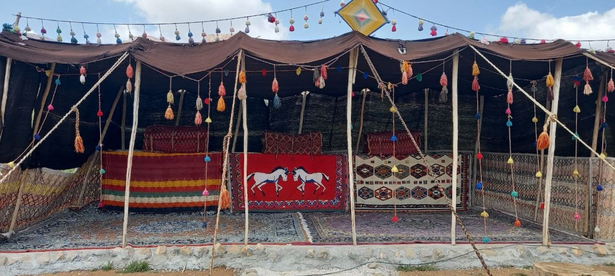 سیاه‌چادر