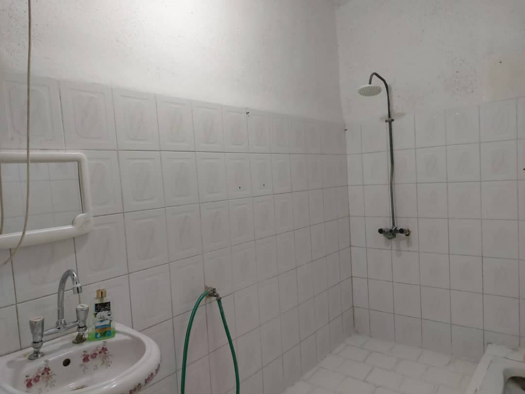 سرویس بهداشتی و حمام