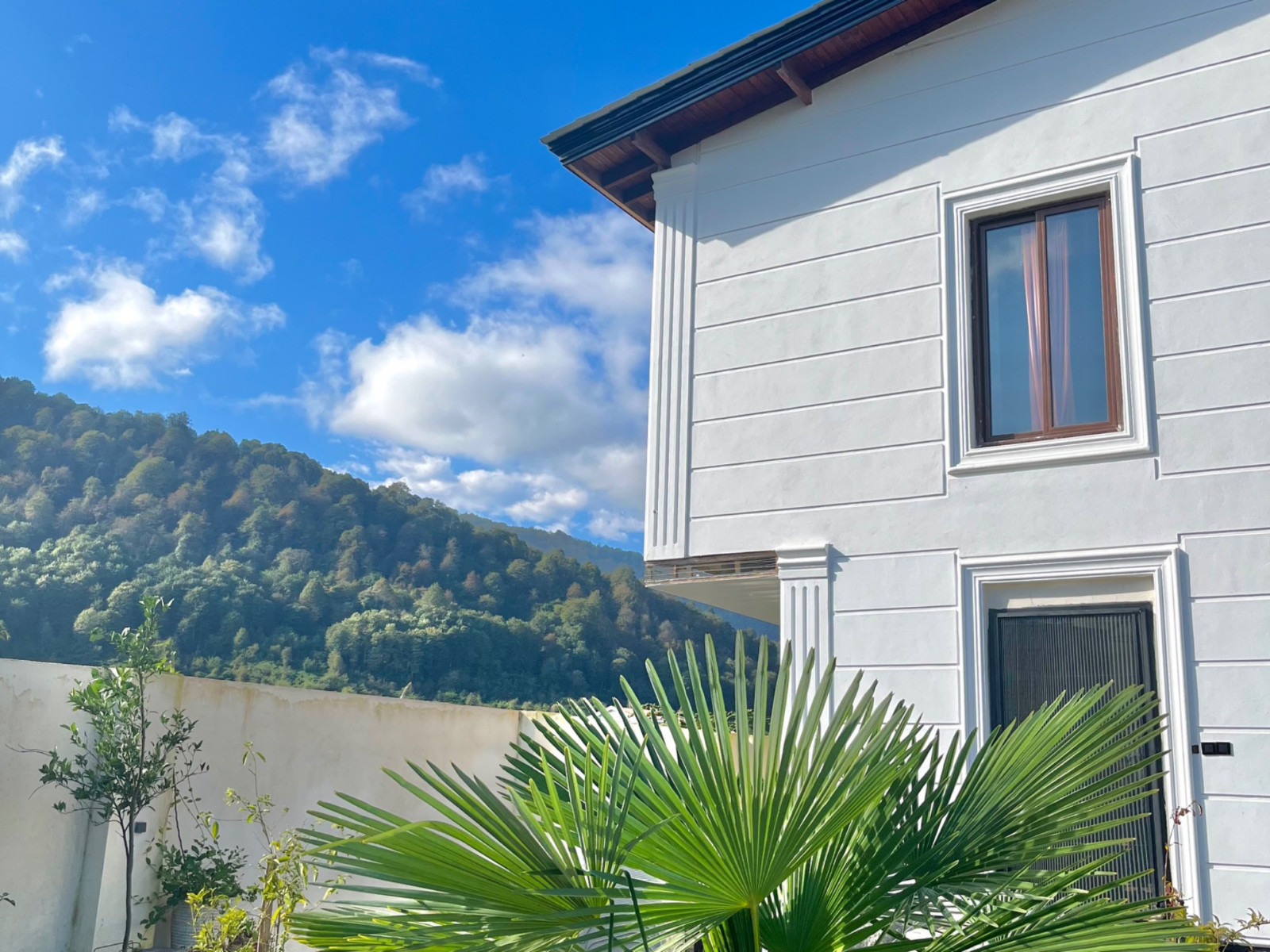 نمای بیرونی ساختمان