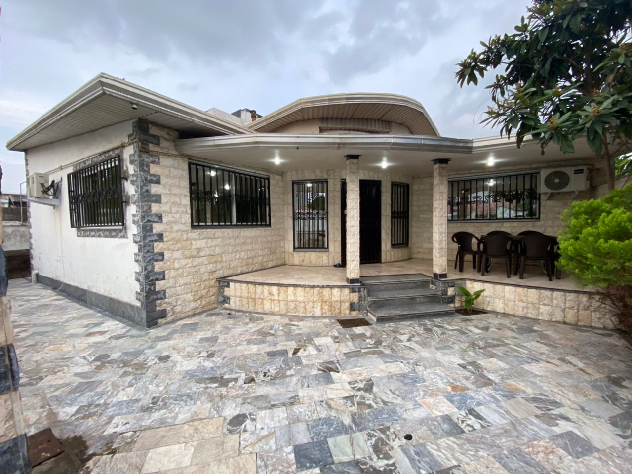 نمای ورودی واحد نمای ورودی واحد