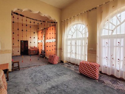 اقامتگاه بومگردی کاهگلی  (اتاق ماهدخت)