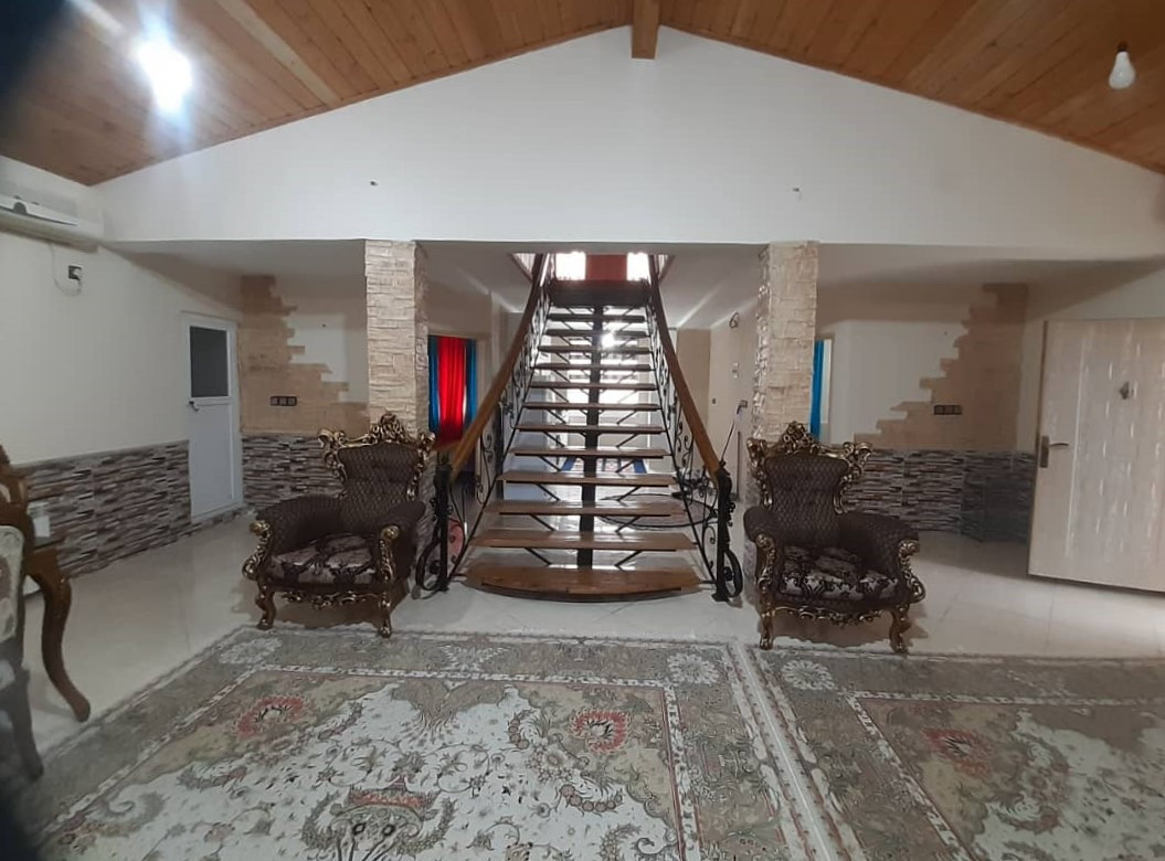 طبقه همکف