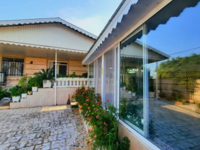 ویلای دو خوابه پامچال با استخر سرپوشیده نزدیک دریا