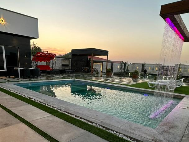 استخر استخر