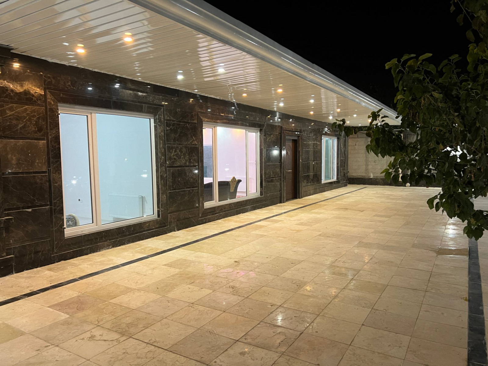 نمای بیرونی ساختمان نمای بیرونی ساختمان