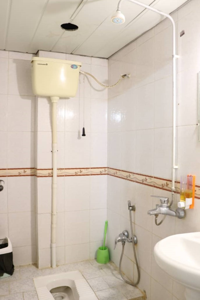 سرویس بهداشتی و حمام