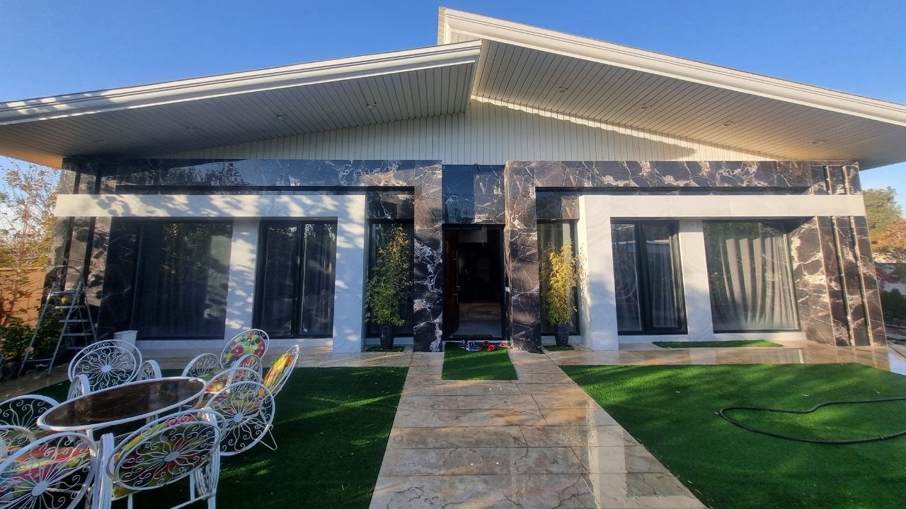 نمای بیرونی ساختمان