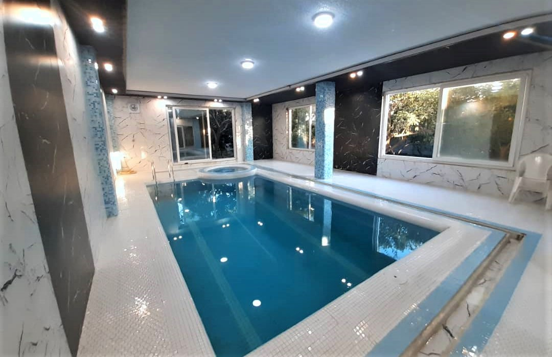 استخر استخر