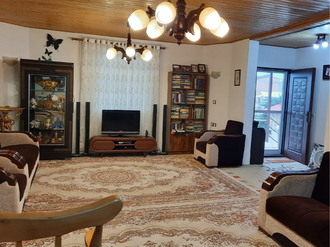 نمای داخلی و هال و پذیرایی