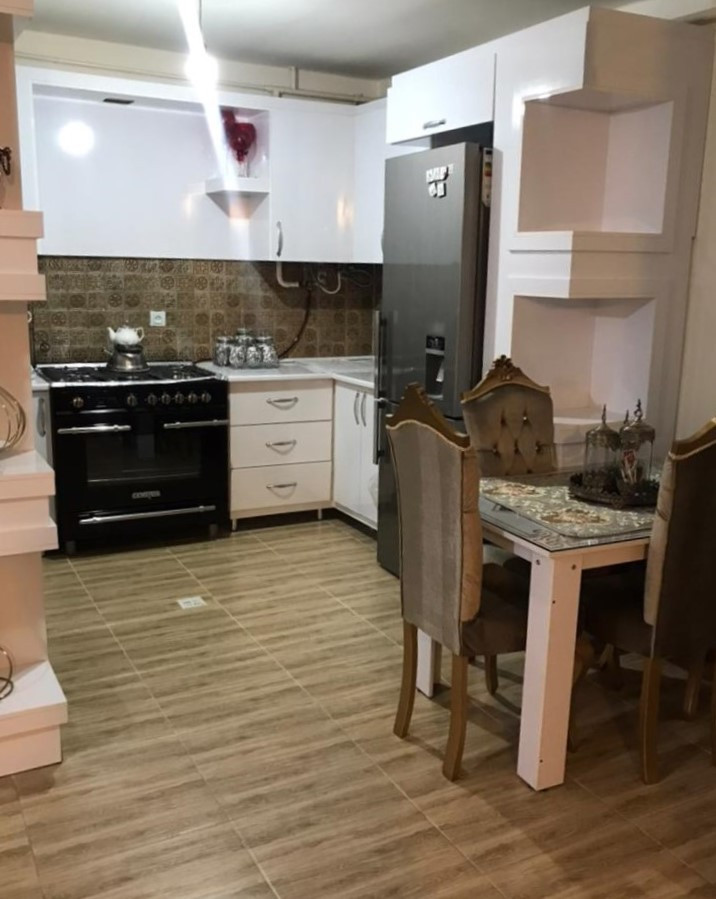 آشپزخانه طبقه همکف