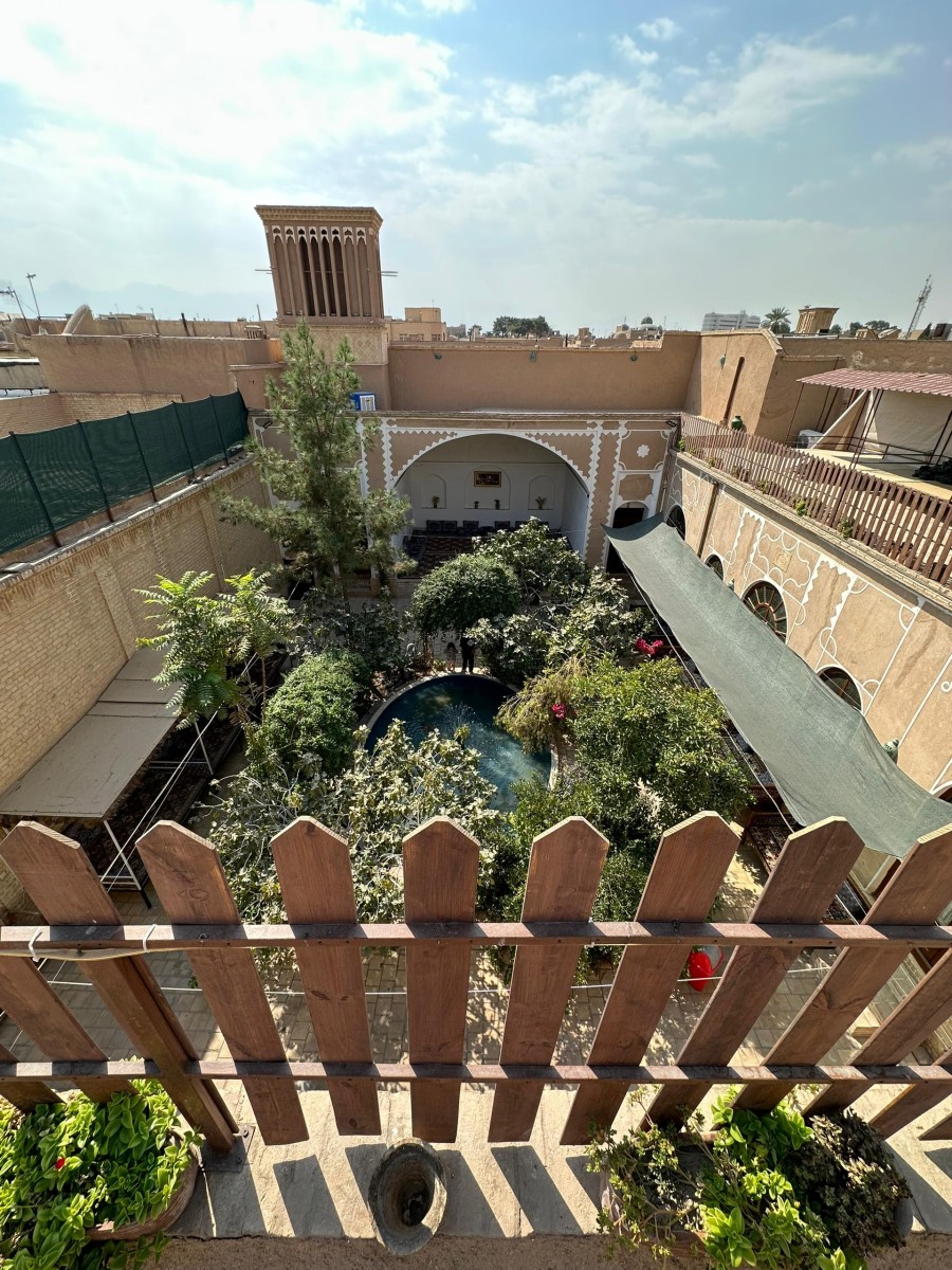 نمای ساختمان