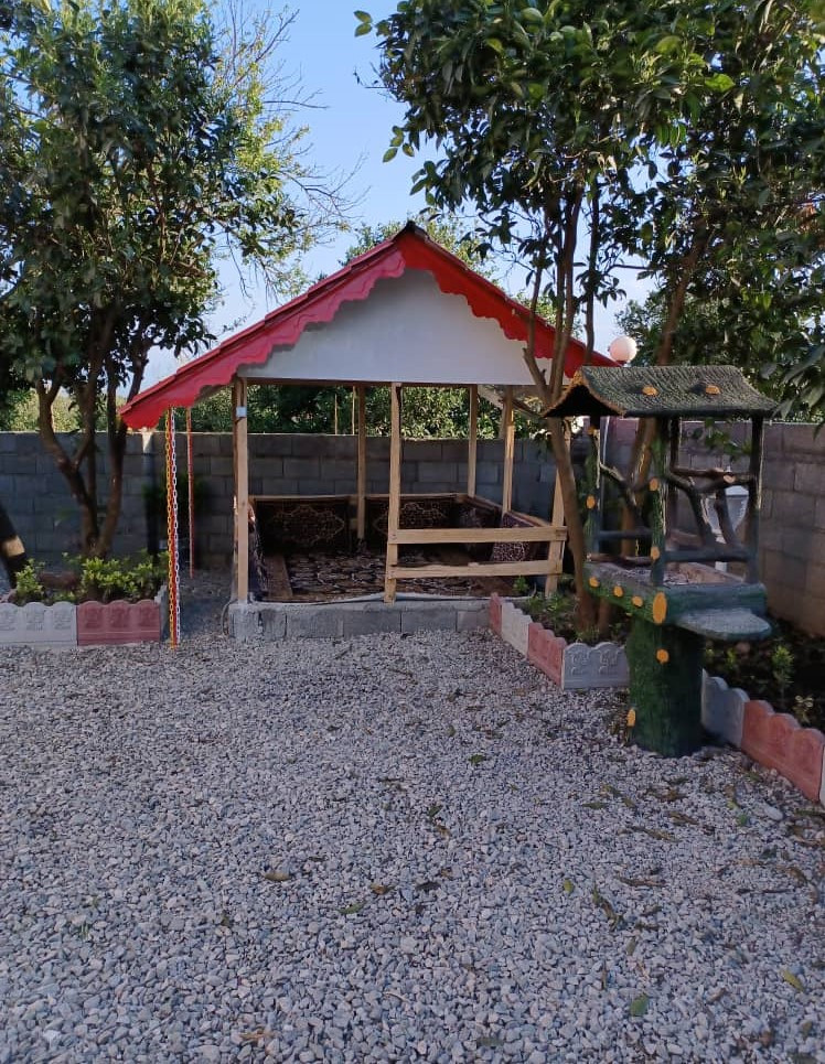 آلاچیق و باربیکیو