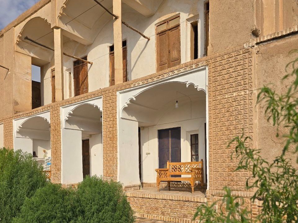 نمای بیرونی ساختمان نمای بیرونی ساختمان