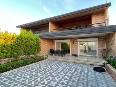 ویلای دوبلکس سه خوابه ساحلی در چندقدمی دریا