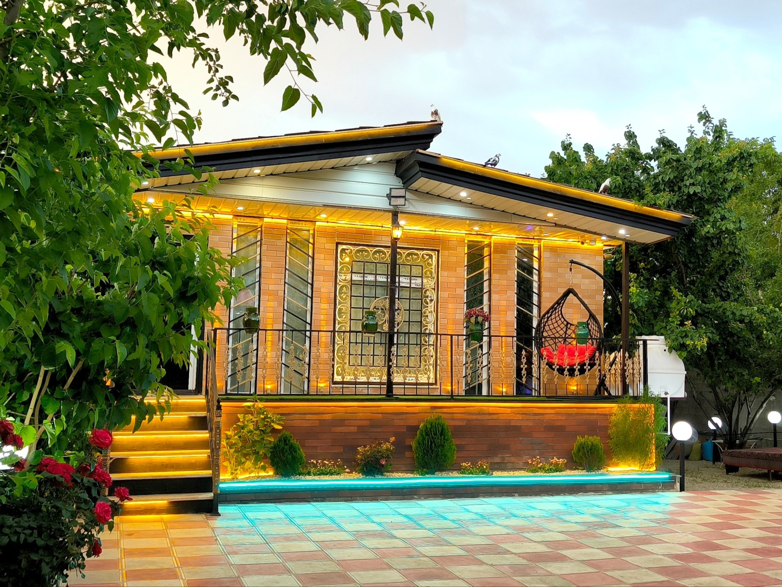 نمای بیرونی ساختمان