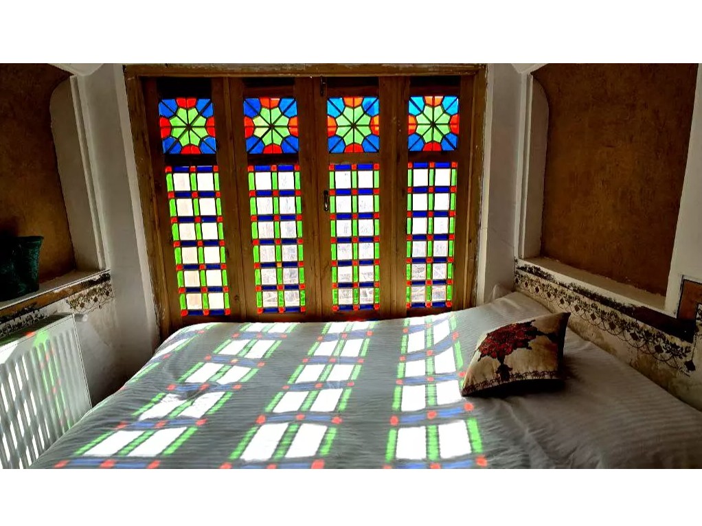 اتاق هنر-بوتیک هتل سنتی توریستی 600ساله گیوا یزدGiva Boutique Hotel اتاق هنر-بوتیک هتل سنتی توریستی 600ساله گیوا یزدGiva Boutique Hotel