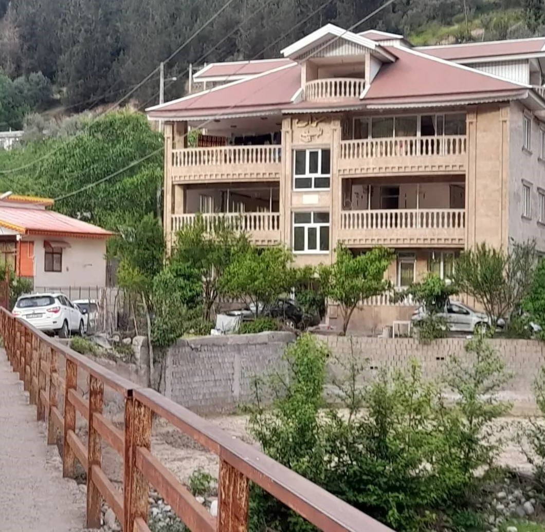 نمای بیرونی ساختمان