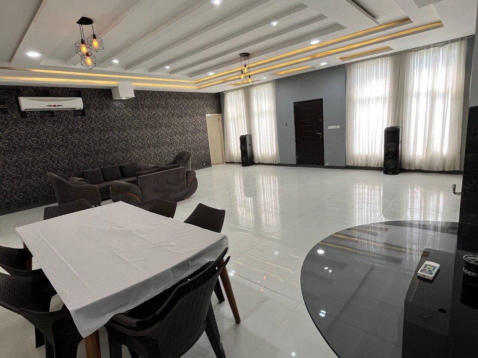 اتاق پذیرایی