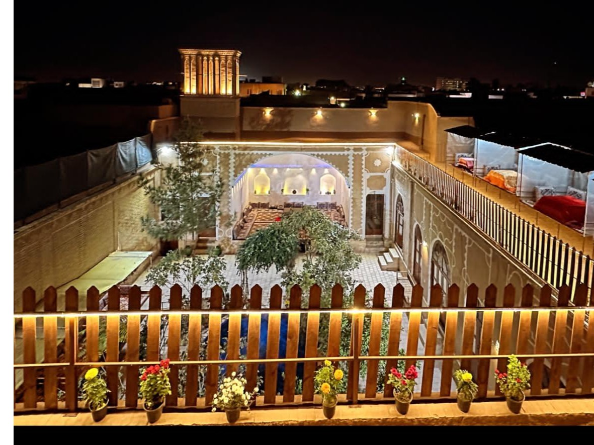 نمای ساختمان