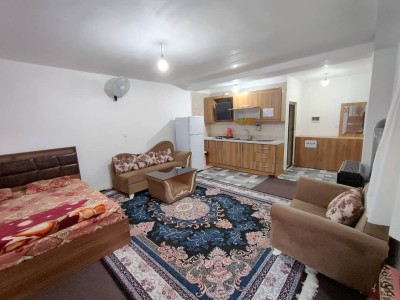 سوییت 50 متری، طبقه اول