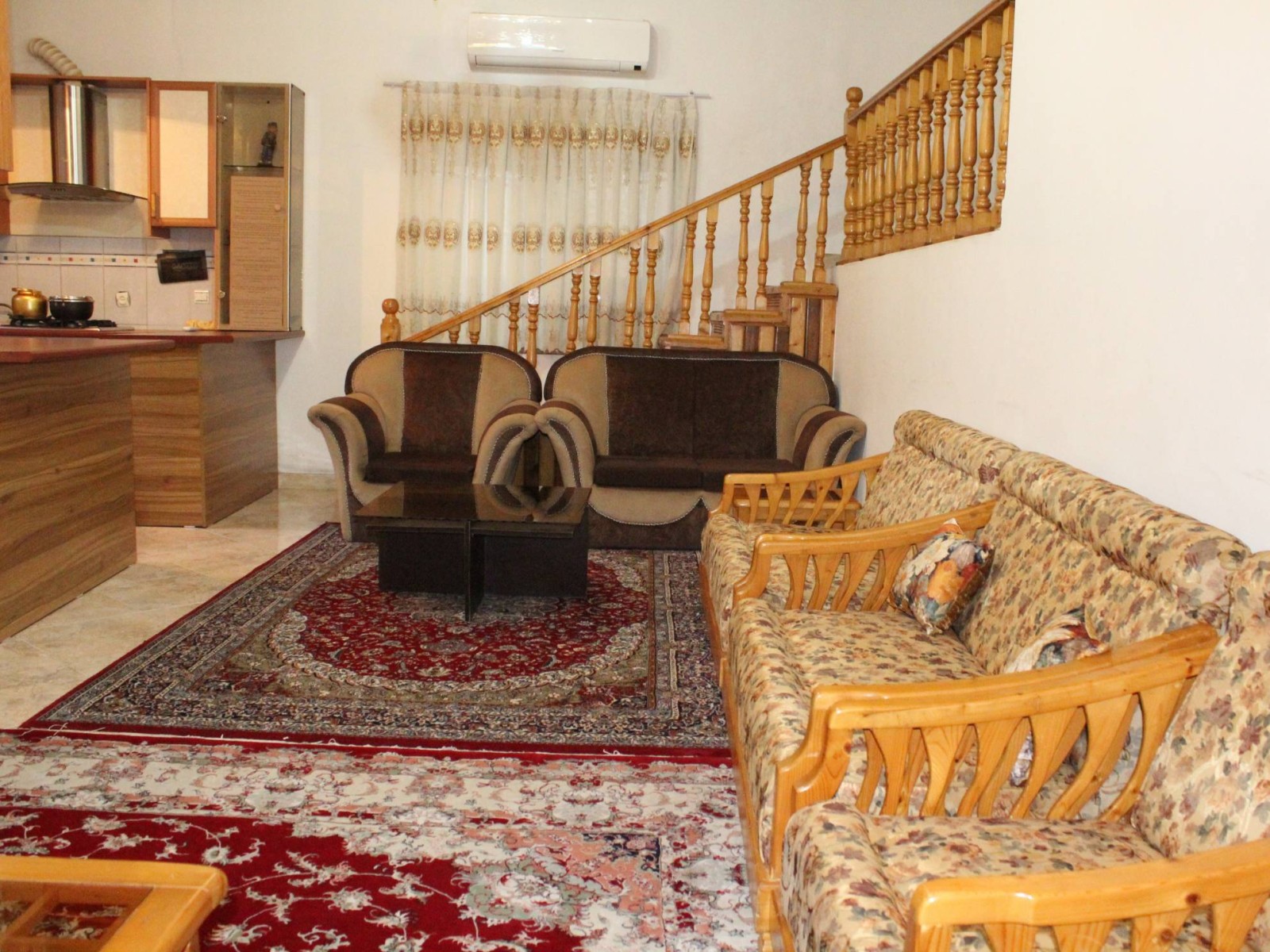 هال و پذیرایی هال و پذیرایی