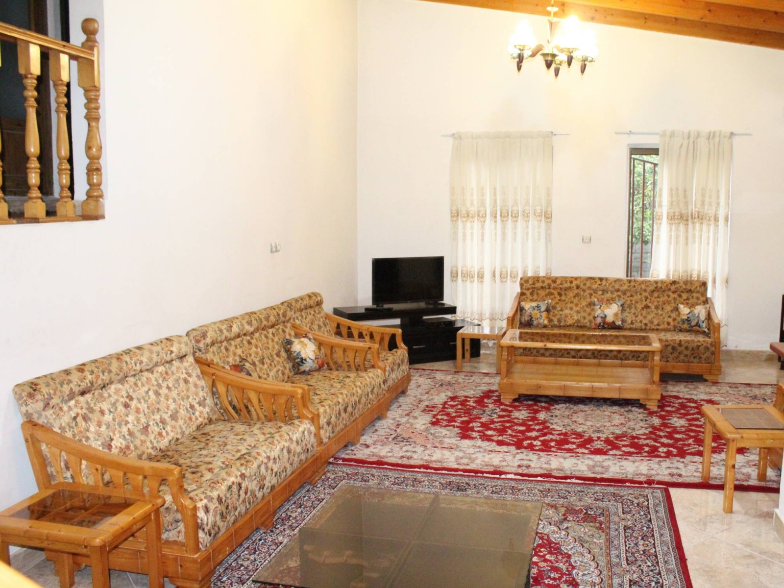 هال و پذیرایی هال و پذیرایی