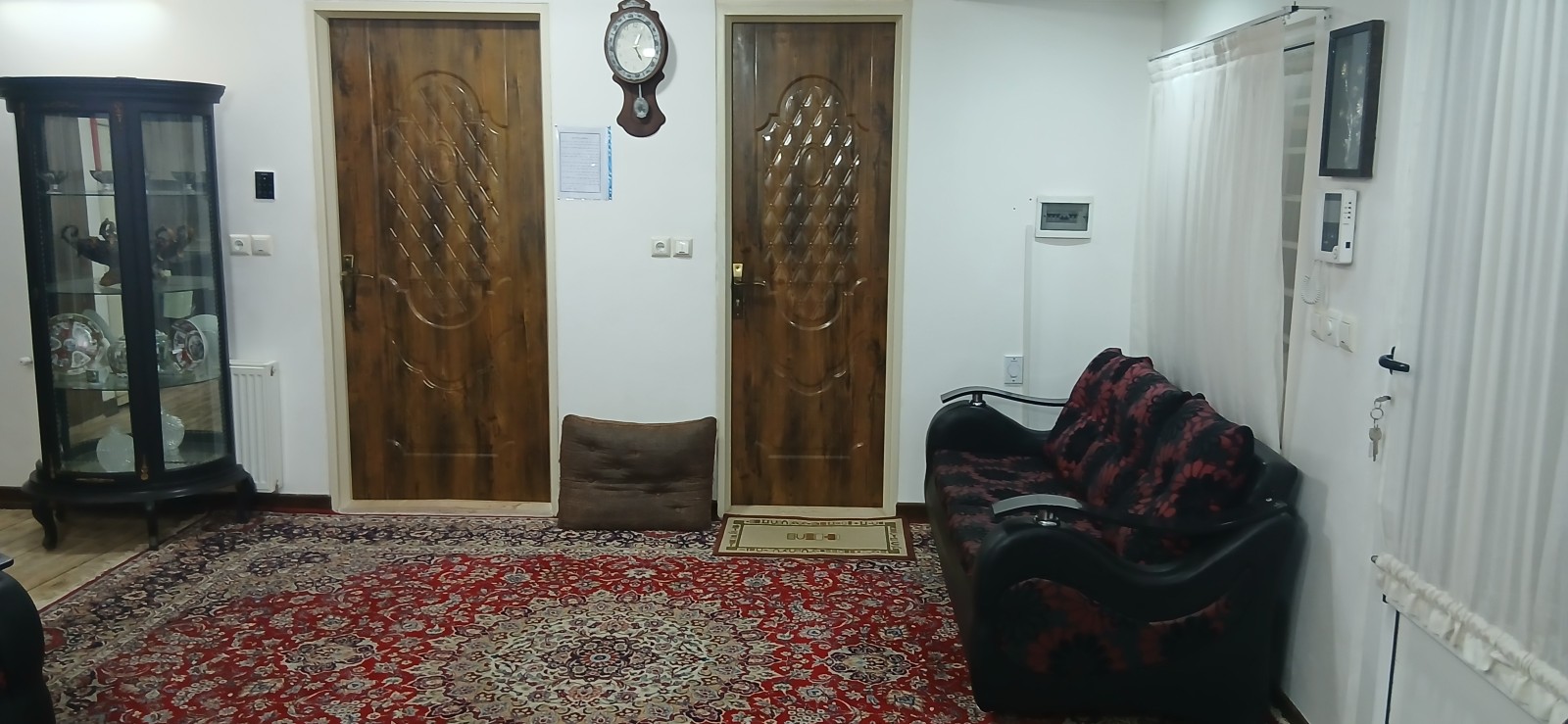 هال