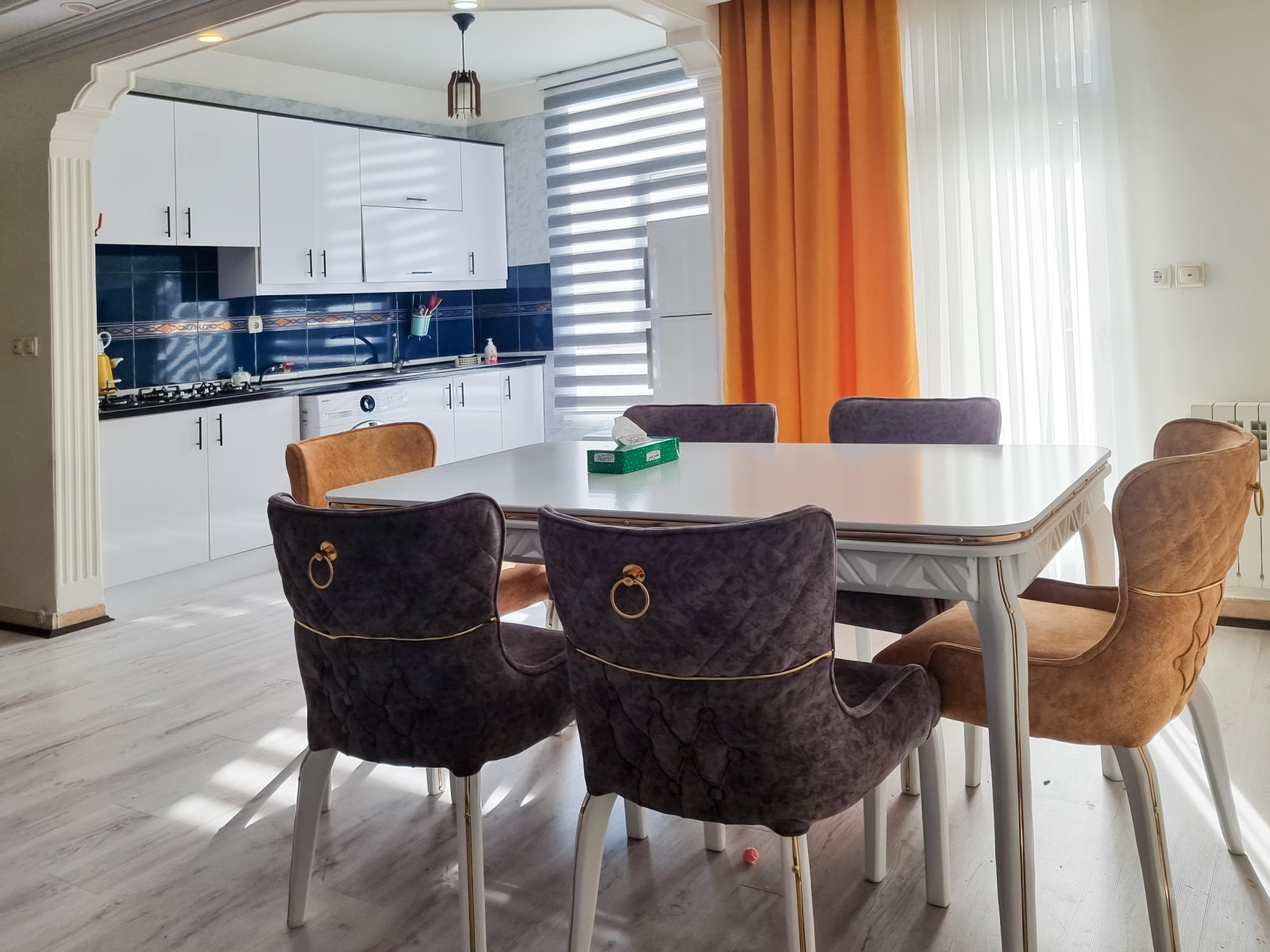 آشپزخانه و میز ناهارخوری آشپزخانه و میز ناهارخوری