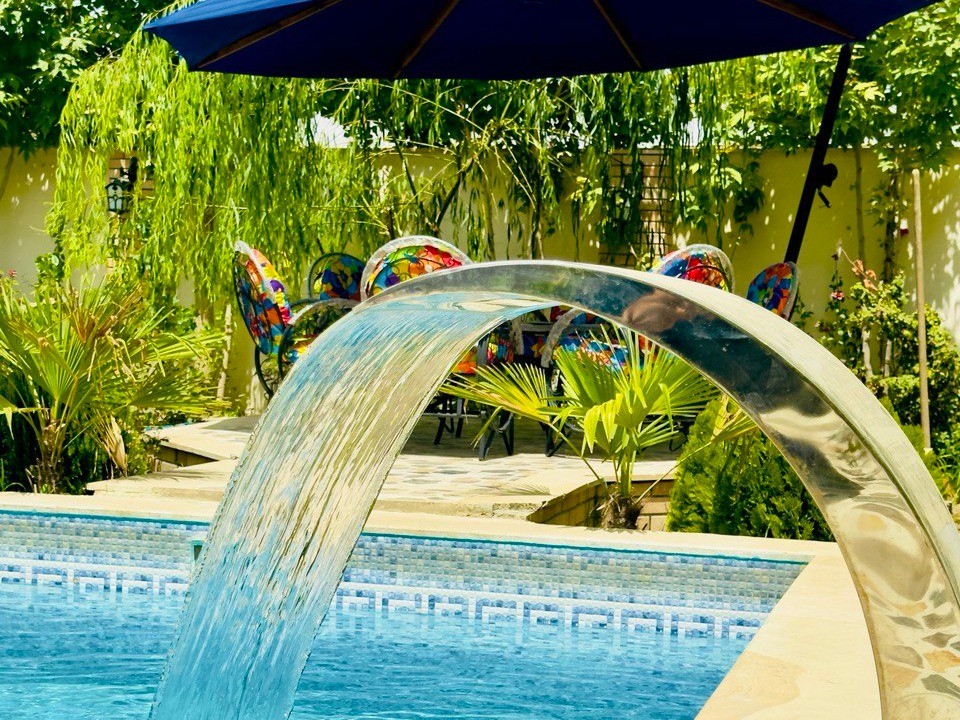 نمای بیرونی ساختمان