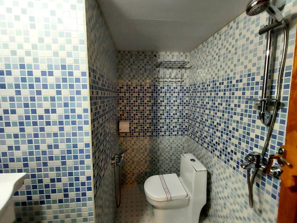 سرویس بهداشتی و حمام