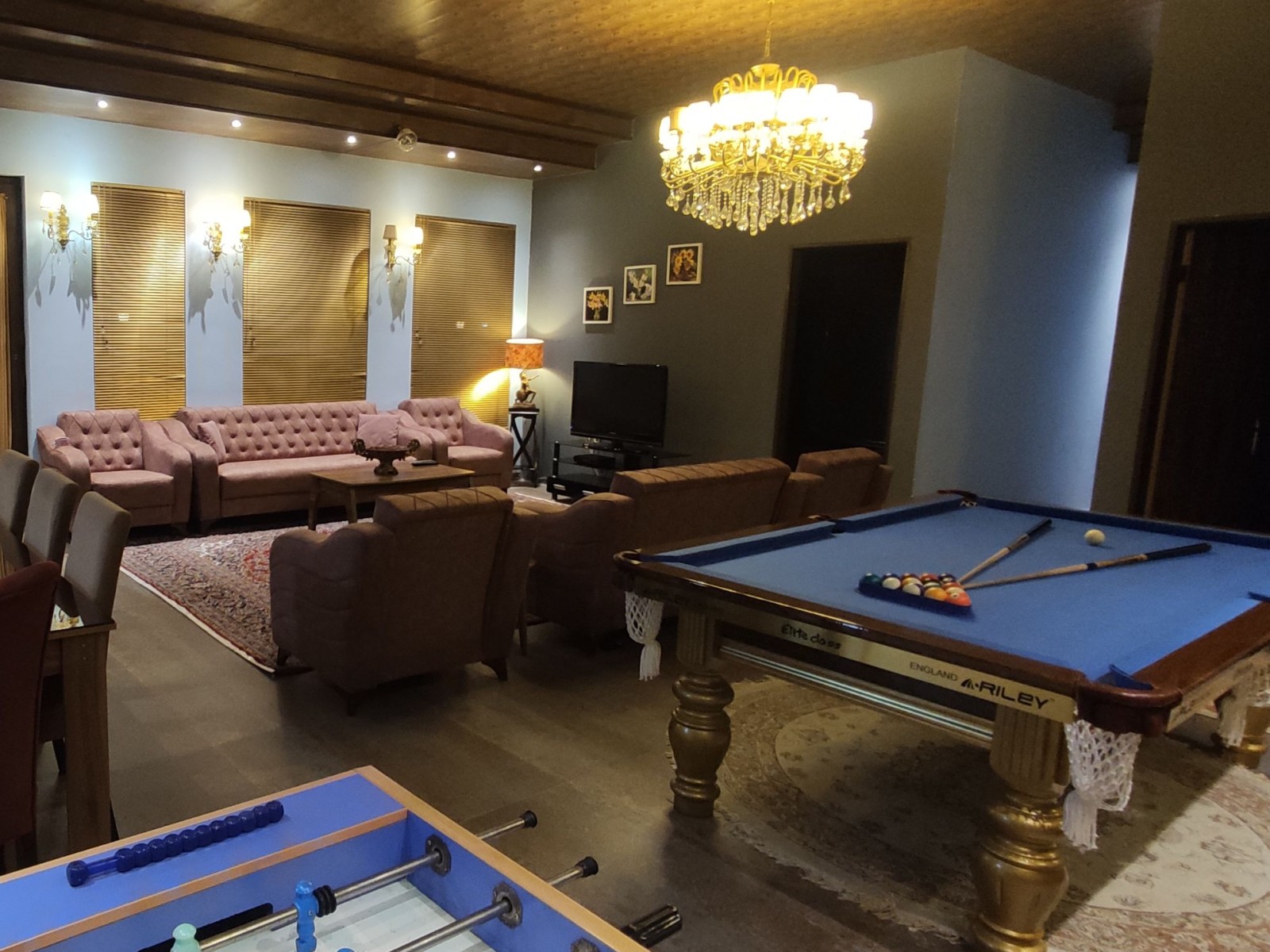 اتاق پذیرایی