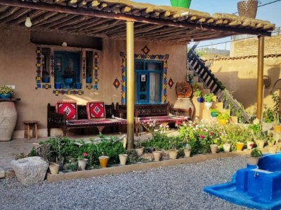 اقامتگاه بومگردی "خانه کوروشک" اتاق جهان‌ناز