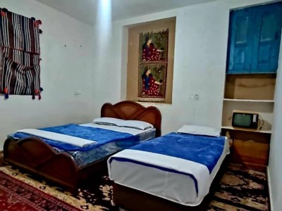 اقامتگاه بومگردی "خانه کوروشک" اتاق ماه‌زاد