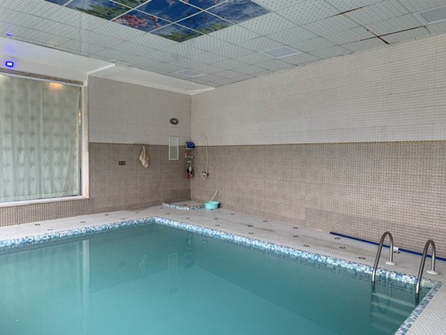 استخر استخر