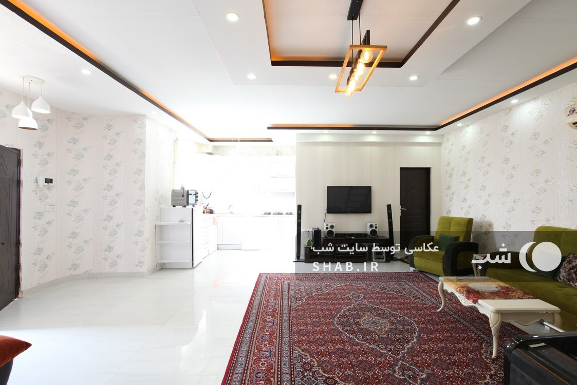 اتاق پذیرایی طبقه همکف