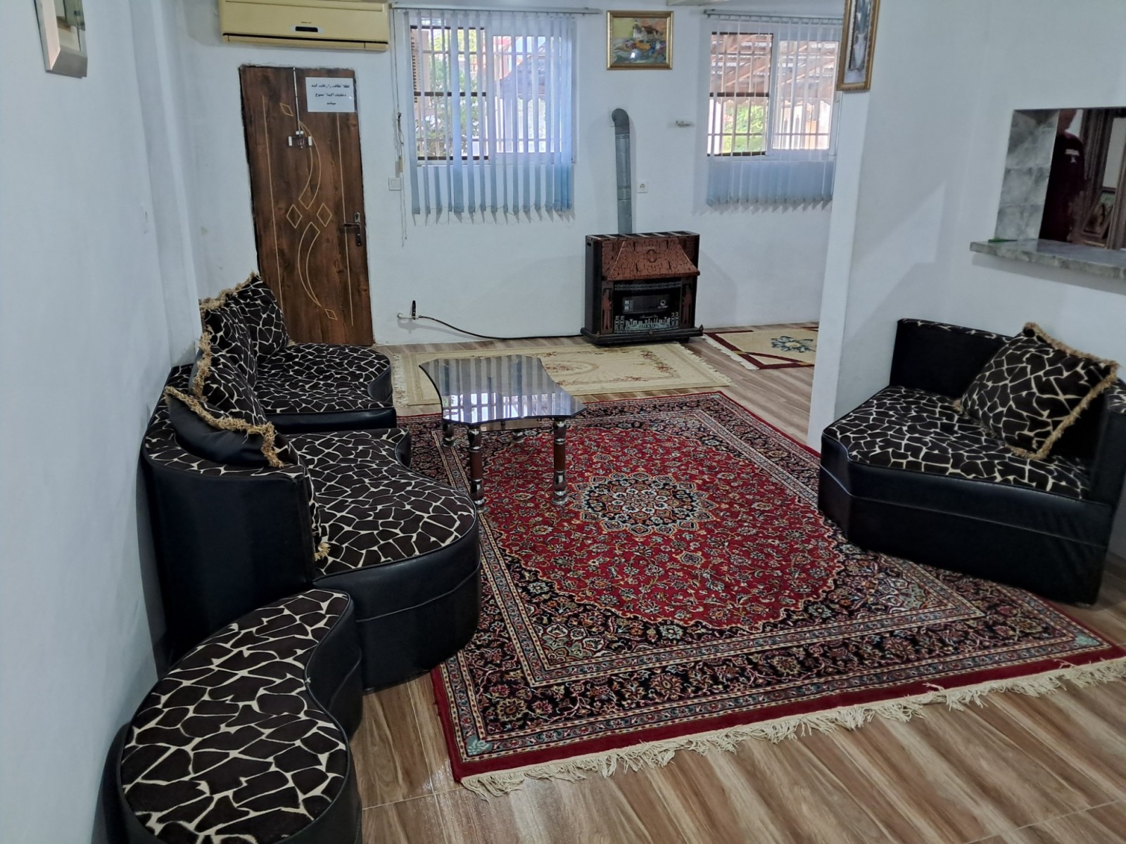 اتاق پذیرایی